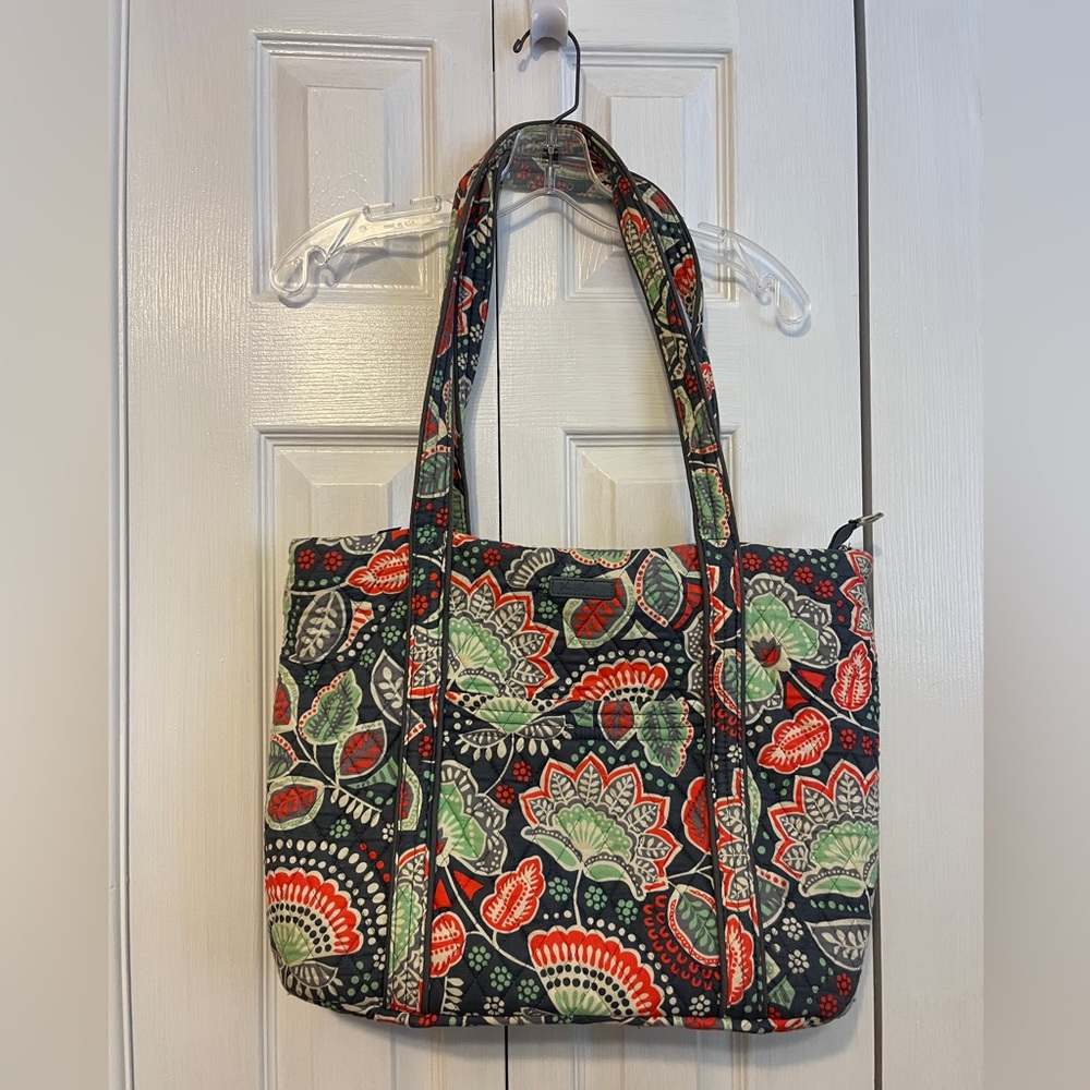 Vera Bradley tote